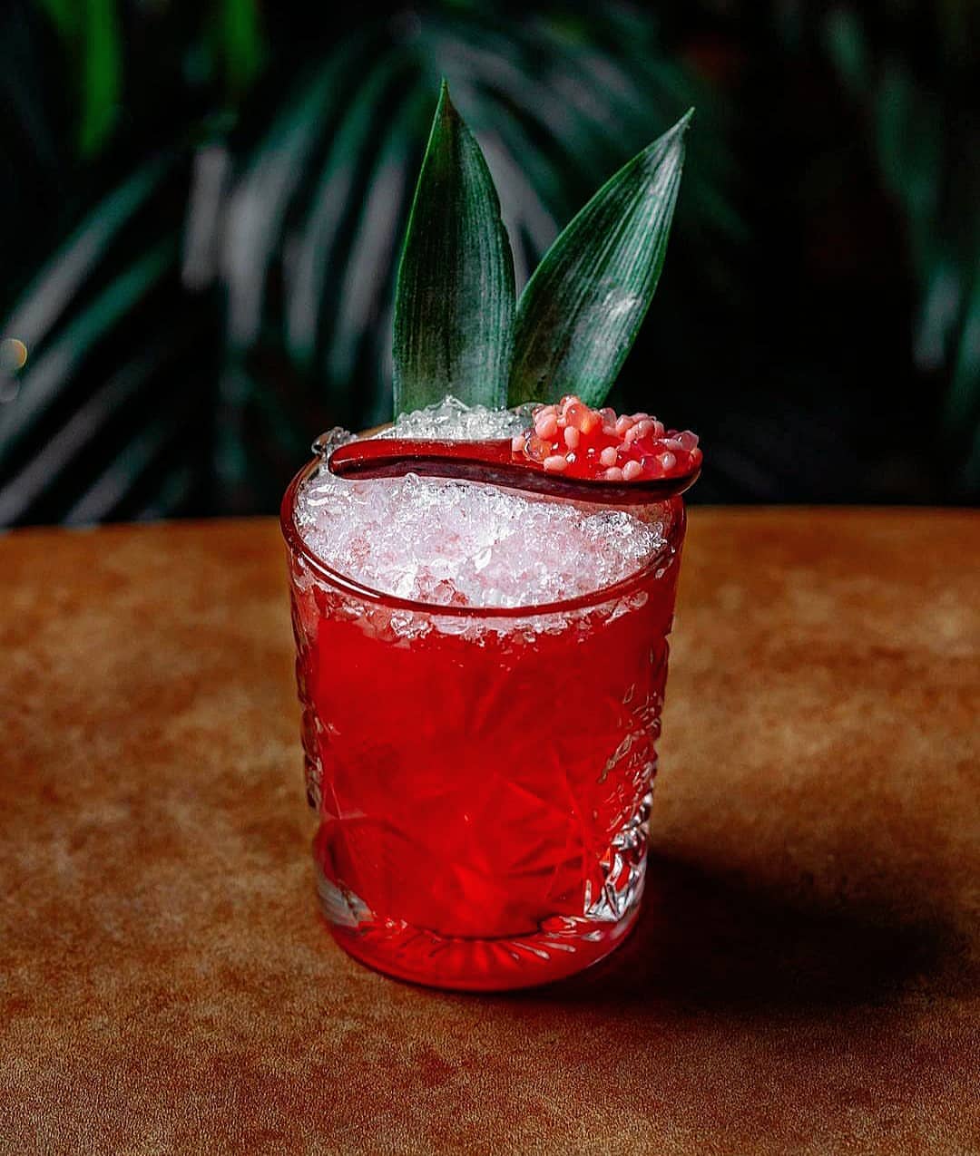 Crimson Macaw - Easy Cocktails With Gin